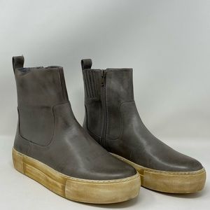 Chocolat Blu Aged Women’s Leather Ankle Sneakers Size 37 Never Worn Model